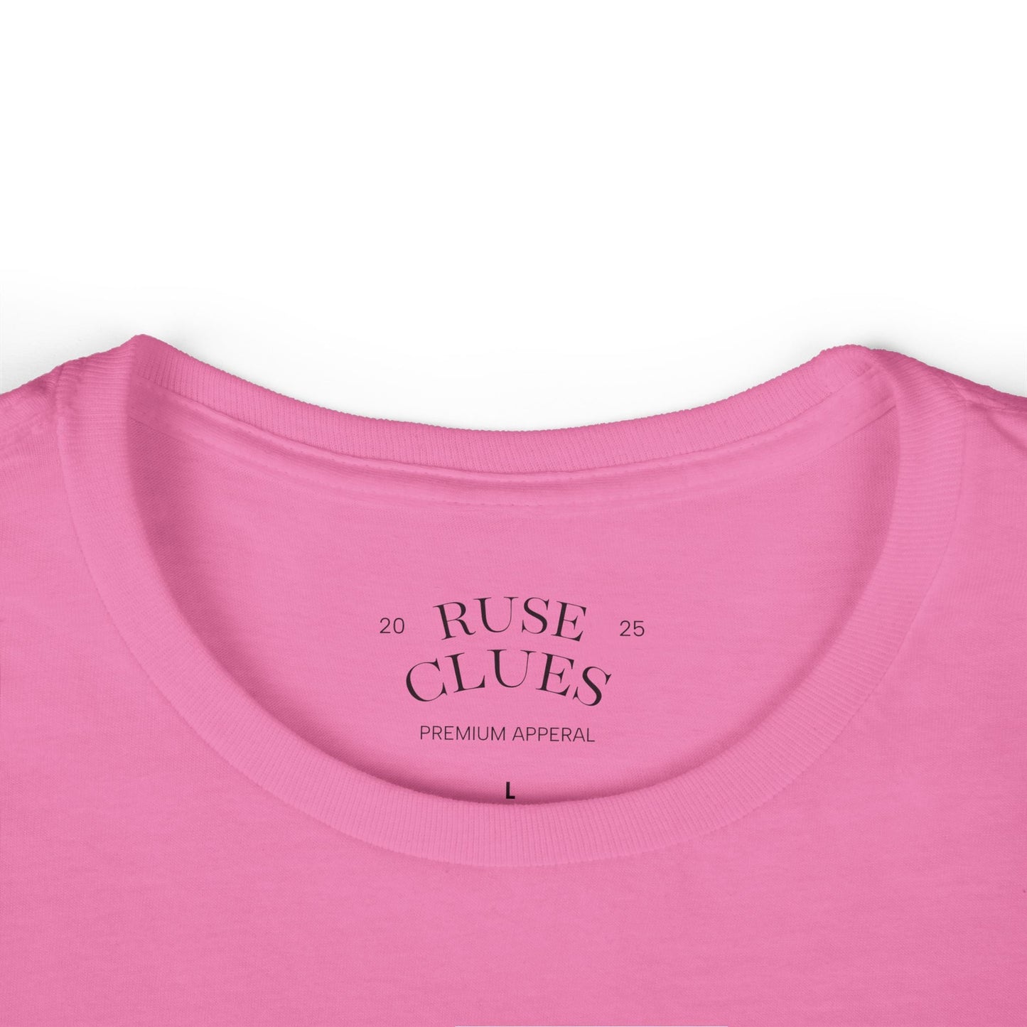 Women's Graphic Ruse Clues® Tee, Casual T-Shirt, Everyday Wear, Gift for Friends, Fun Summer Top